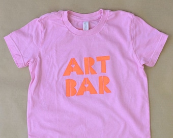 Art Bar Kinder T-shirt - 100 % Baumwolle, handgefärbt, Siebdruck, unisex - Künstler/Hipster Kinder T-shirt