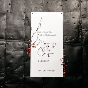 White Acrylic Wedding Welcome Sign Deposit | Modern Wedding Welcome Sign | Large Acrylic Wedding Sign | Modern Calligraphy Wedding Sign