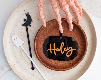 Personalized Halloween Place Cards | Halloween Party Décor | Spooky One| Bat, Ghost, Spider, Moon & Star, Pumpkin, Crystal Ball