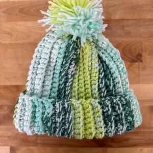 Warm and Cozy Crochet Beanie – Handmade Winter Hat in Green and White - Trendy Fashion Accessory