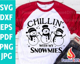 Relajándome con mis muñecos de nieve Svg, muñeco de nieve Svg, vacaciones para niños Svg, niños Navidad Svg, diseño de camiseta de invierno para niño Archivos Svg lindos de nieve para Cricut Png