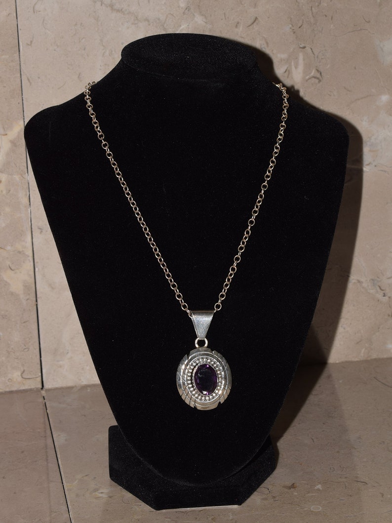 Vintage Faceted Purple Amethyst and Sterling Silver Oval Pendant Necklace image 8