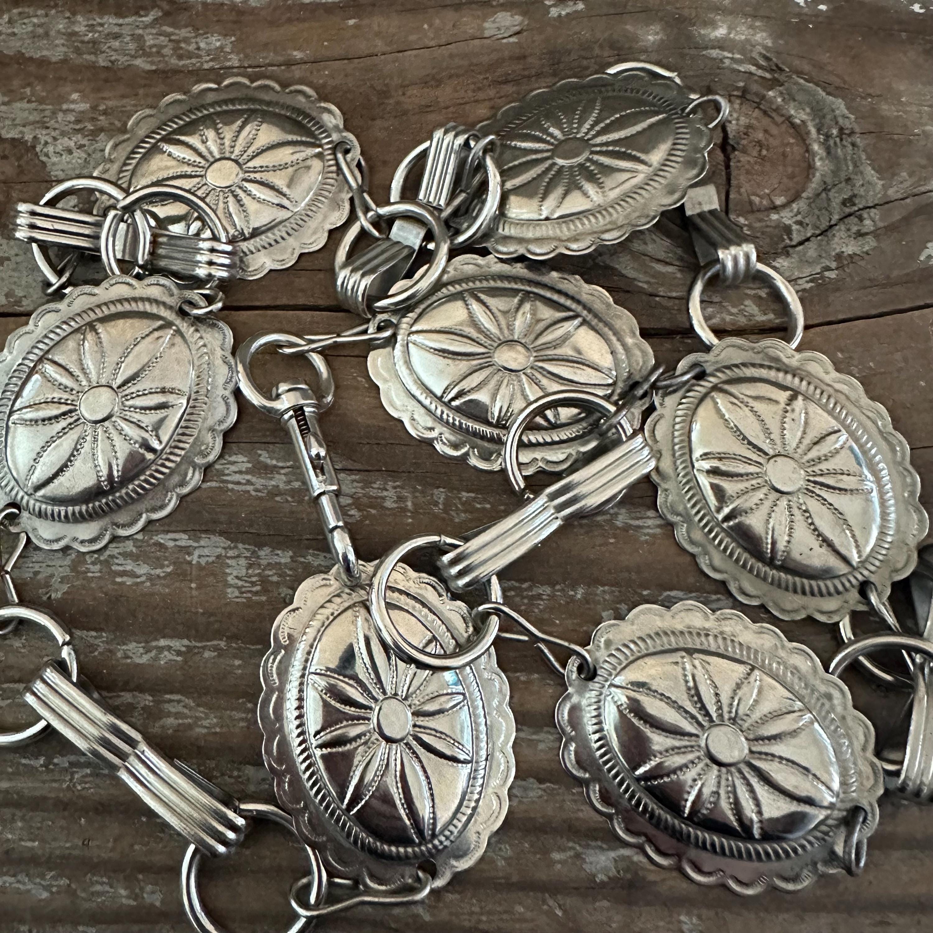 Vintage Unisex Silver Western Flower Concho Chain Link Belt display picture 3