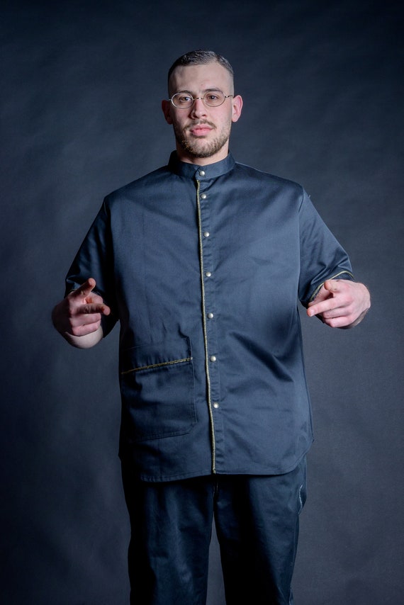 Old school Style Barber Smock The most stylish old school barber shirt designed for all day comfortable use Variation of three Colors