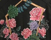 Geometric shape with roses