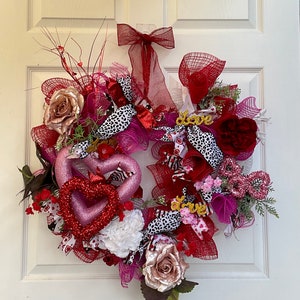 Valentines wreath, large heart front door decor