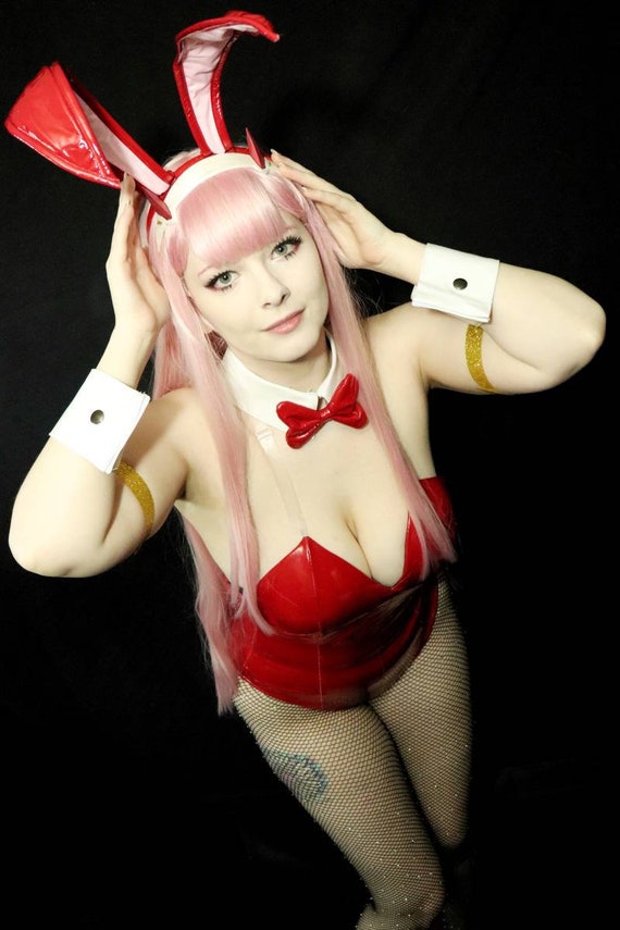 zero two bunny figure