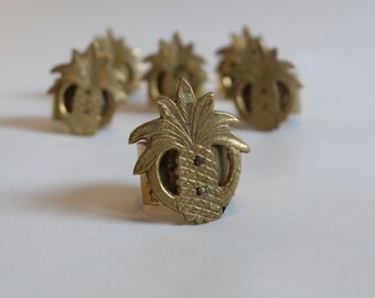 Set of 6 vintage brass pineapple napkin rings