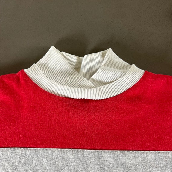 Vintage 1990s Color Blocked Sweatshirt size Medium - image 2