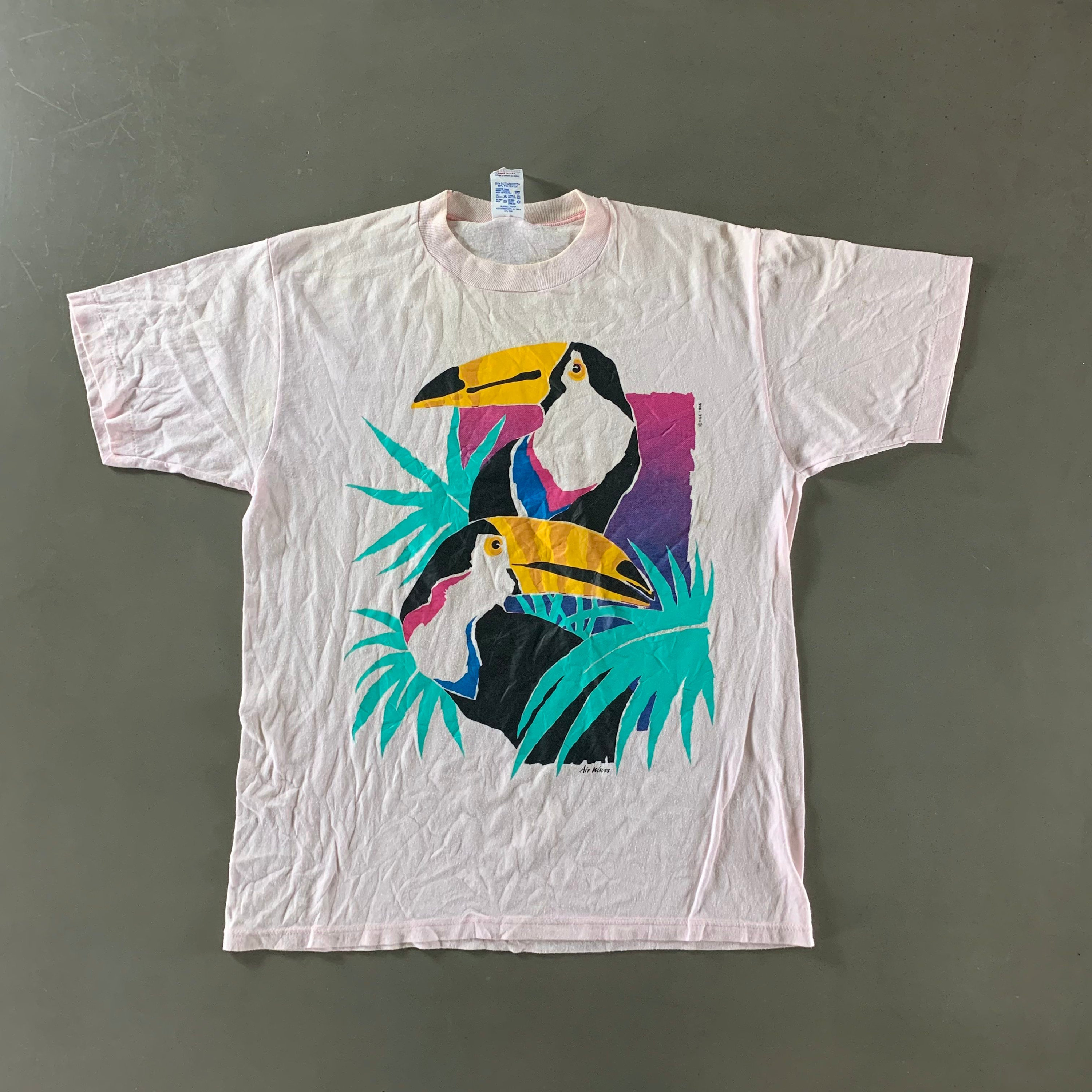 etc er der væg Vintage 1986 Toucan T-shirt Size Large - Etsy Denmark