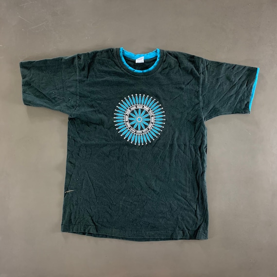 Vintage black printed tshirt Gem