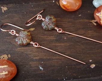 Brown glass leaf earrings, autumn jewelry, autumn themed earrings, copper jewelry, hippie earrings, boho jewelry, nature earrings.