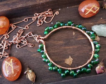 Green bead necklace, green color jewelry, copper jewelry, Irish necklace, pendant necklace, chain necklace, boho jewelry, hippie jewelry.