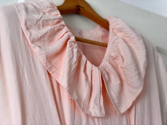 Vintage Blush Pink Dress with Ruffle Collar - image 7