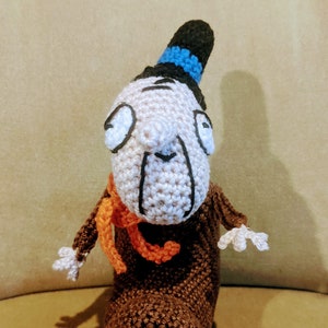 Béla Bá, a handmade crochet amigurumi figure inspired by Kufli / Kuflik