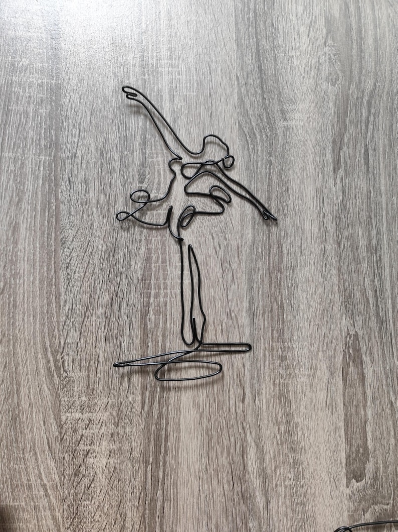 Ballet Wall Decor, Wire Ballerina Wall Art, Ballet Dancer Gift, Dance Studio Decor, Minimalist Ballet Sculpture, Ballet Lover Gift ballerina 8