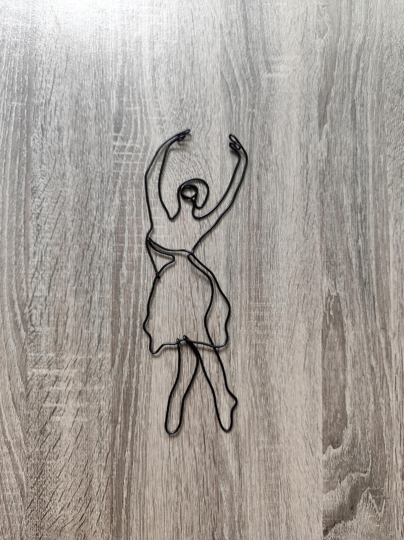 Ballet Wall Decor, Wire Ballerina Wall Art, Ballet Dancer Gift, Dance Studio Decor, Minimalist Ballet Sculpture, Ballet Lover Gift ballerina 6