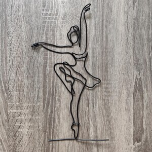 Ballet Wall Decor, Wire Ballerina Wall Art, Ballet Dancer Gift, Dance Studio Decor, Minimalist Ballet Sculpture, Ballet Lover Gift ballerina 7