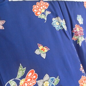 Beautiful kimono with stencil style design, 152cm - Wabi sabi - kitsuke and decor - kimono robe, orientalist robe - Gift from Japan