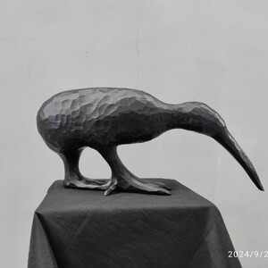Hand carved interior sculpture &quot;Kiwi&quot;