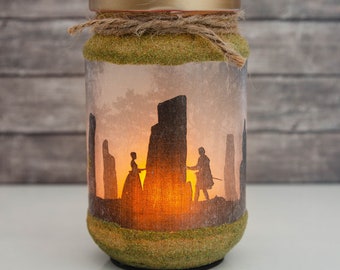 Outlander Candle Holder - Outlander Decor - Sassenach - Jamie Fraser - Craigh Na Dun - Claire & Jamie - Outlander Gift - Claire Beauchamp