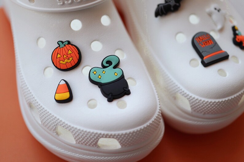 Halloween Haunts Shoe Charms 