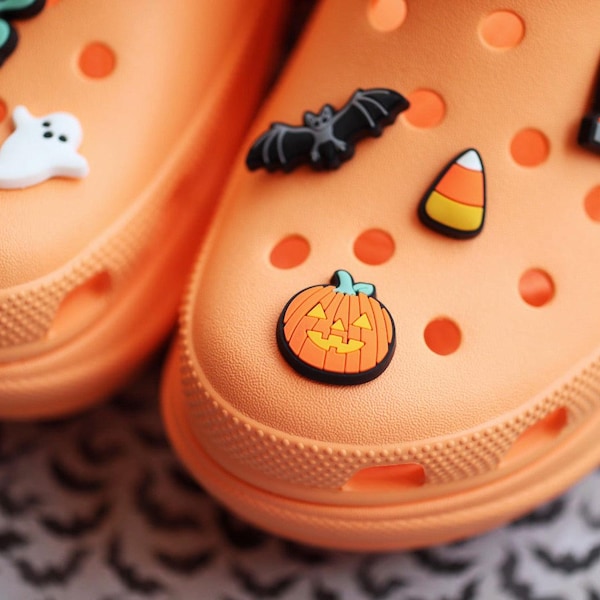 Halloween Haunts Shoe Charms