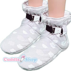 Cuddlz Pair of Grey Cloud Stretch Fabric Adult Sized Locking Padded Booties For Men Women Unisex With Colour Choice of Lockable Ankle Strap