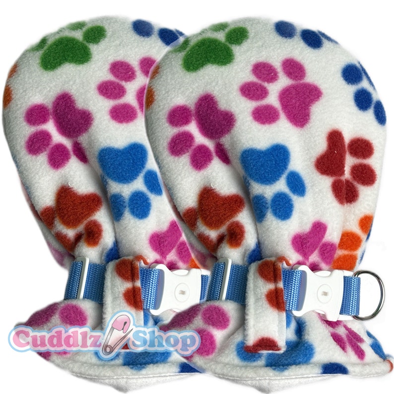 Cuddlz Paw Print Pattern Fleece Adult Sized Locking / Lockable Mittens ...