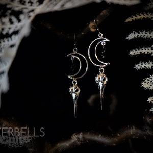 agate earrings pagan wicca wiccan celtic vintage medieval witchy crescent moon silver black bird skull