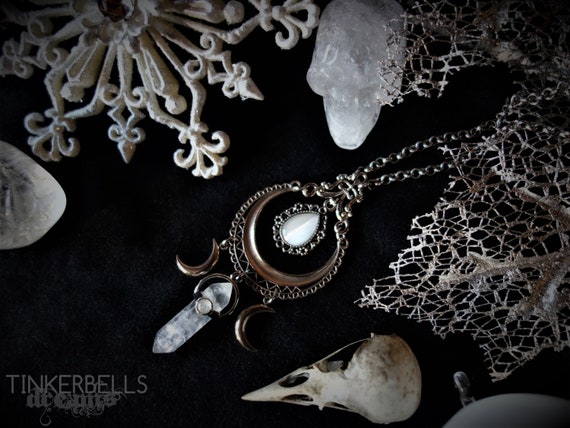 Crescent Moon Pendulum w/ Clear Quartz Crescent Moon Pendulum w/ Clear Quartz