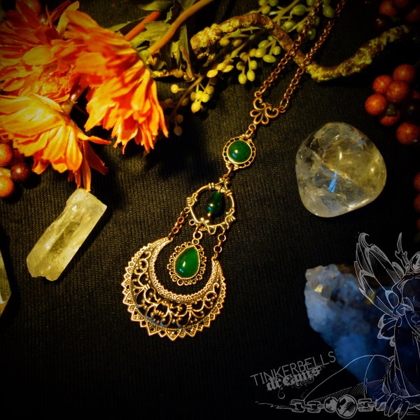 Halskette pagan wicca wiccan keltisch Mittelalter Kupfer grün Jade Achat Geschenk Box Halbmond Luna Mond