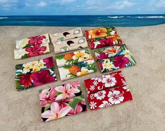 Hawaiian Luggage Spotters ~ Hawaiian Suitcase Handle Covers ~ Luggage Handle Covers ~ Set of Two Reversible Tags ~ Suitcase Spotters