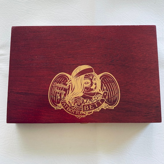 Fat Bottom Betty • Sweet Jane Empty Cigar Box Deadwood Tobacco Co. Cigars  Are for Lovers - Love is for Suckers