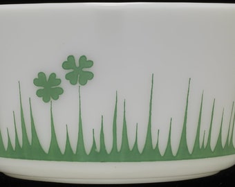 Decal Pyrex Lucky in Love Clover and Grass Vinyl Decal