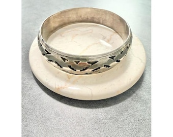 Vintage Silver Plated Bangle Stacking Bracelet Cutout Pattern
