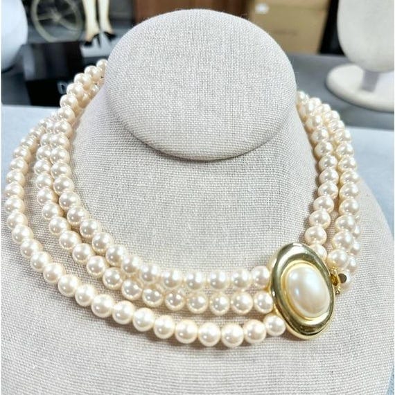 Vintage Signed Richelieu Triple Strand Faux Pearl… - image 1