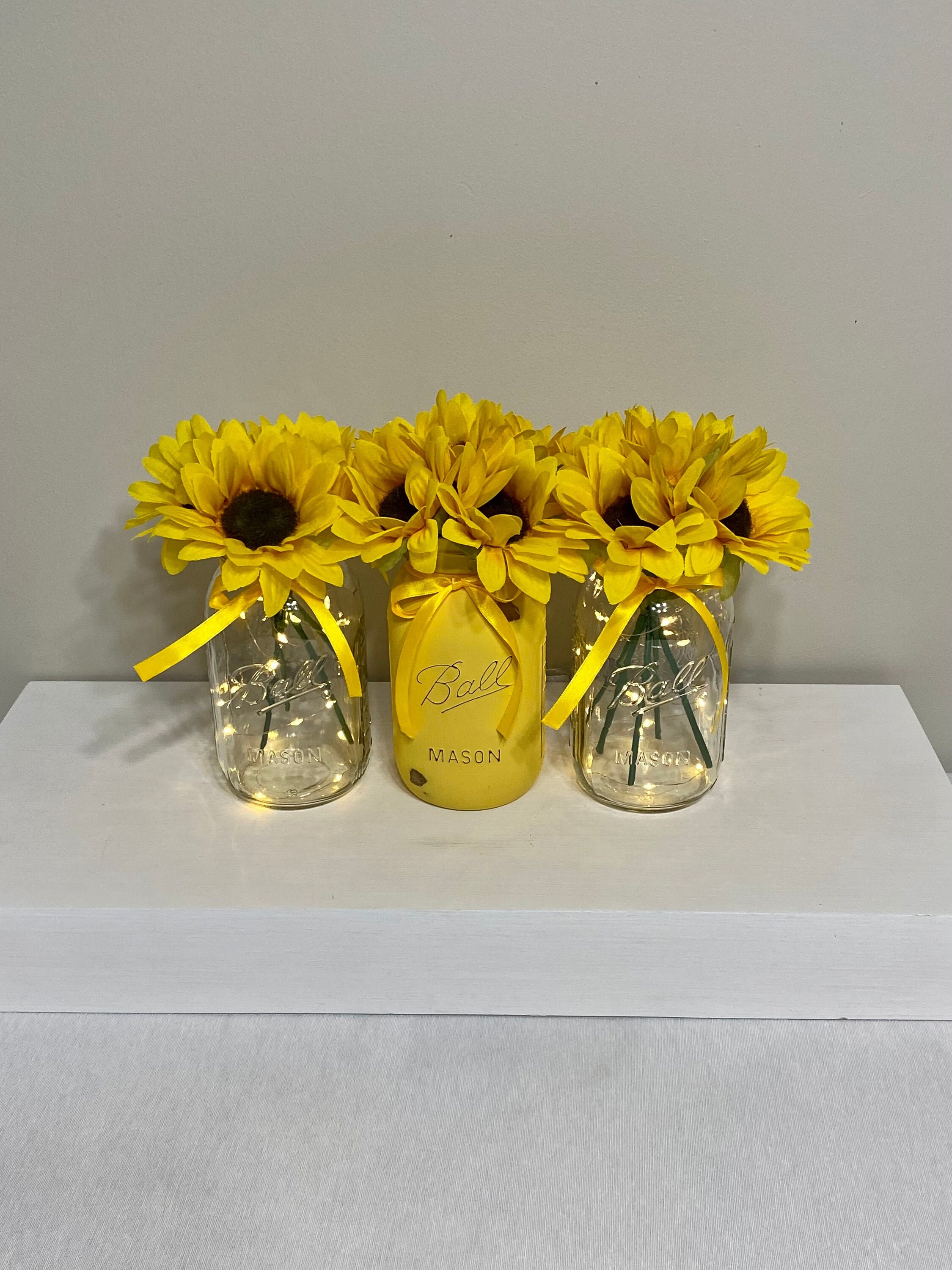 Sunflower Centerpiece, Summer Mason Jar Centerpiece, Rustic Wedding Decor, Sunflower Wedding Centerpiece, Summer Party Decor, Seasonal Decor