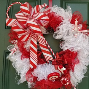 Sissy Poo Home Christmas Mesh Candy Cane Wreath.
