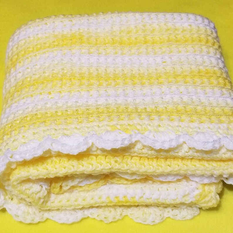 Girl Soft Receiving Blanket Cuddly Shower Gift Nursing cover Carrier Cover Changing station Boy Crocheted Baby Blanket