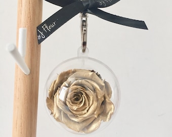 Timeless Rose Keychain - Gold