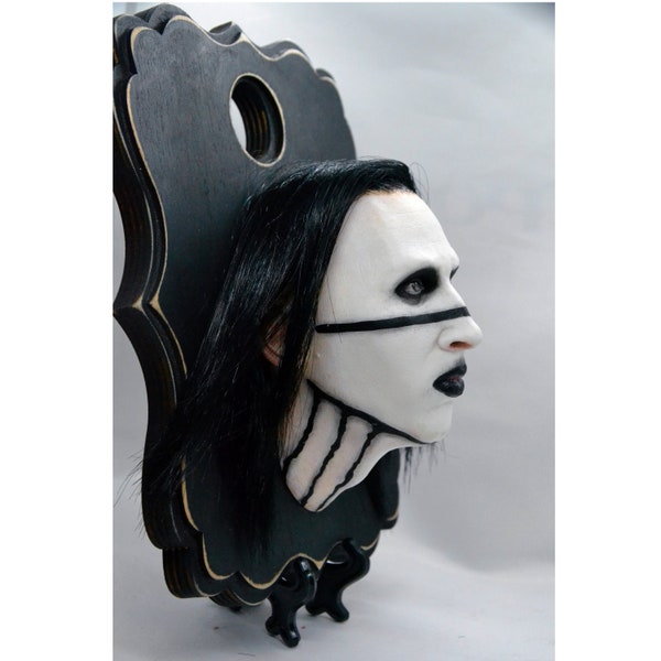 Handgemaakte MarilynManson portret Holy Wood tijdperk zwarte make-up.