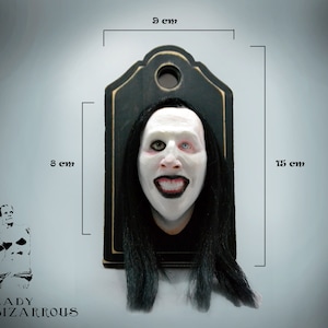 The handmade Marilyn Manson sculpture portrait