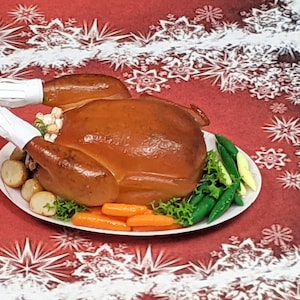 Christmas Turkey with trimmings - 1:12 scale dollhouse miniature