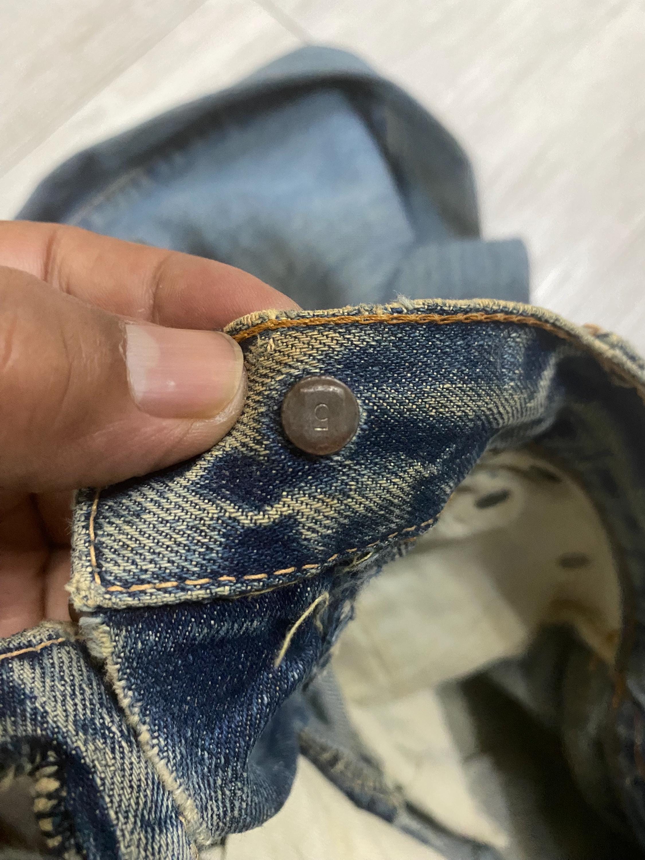 Vintage Distressed 70s LEVI