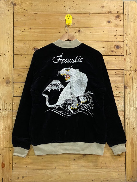 黒いベルベットスカジャン 白い虎刺繍