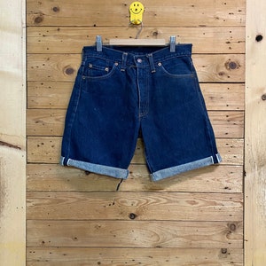 Jeans vintage LEVI’S 551 zxx com corte selvedge tamanho 28