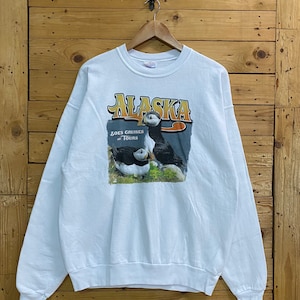 Vintage zoe’s cruises & tours ALASKA puffins bird crewneck sweatshirt size L