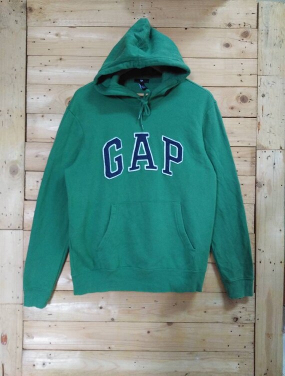 gap green sweater