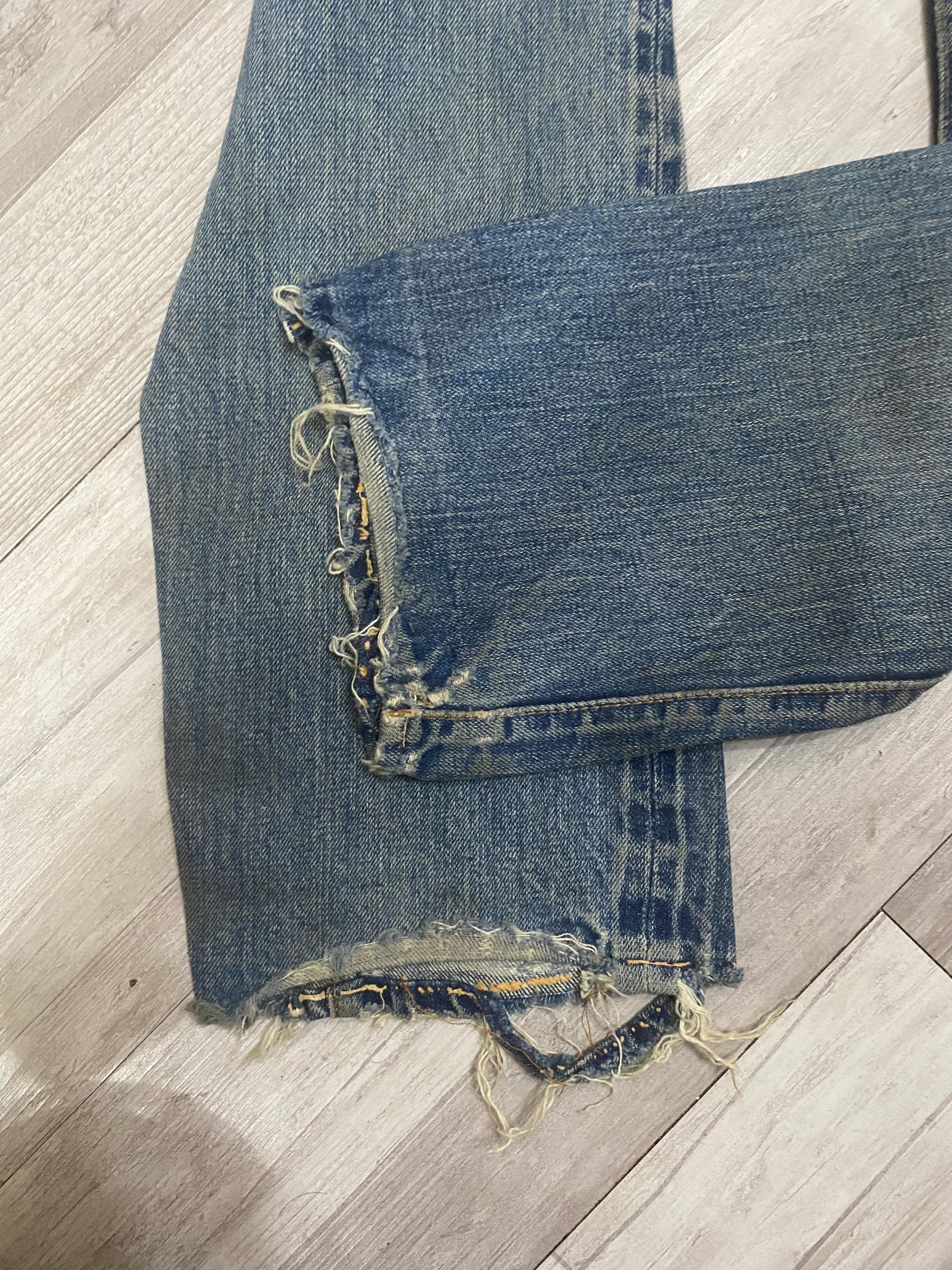 Vintage Distressed 70s LEVI